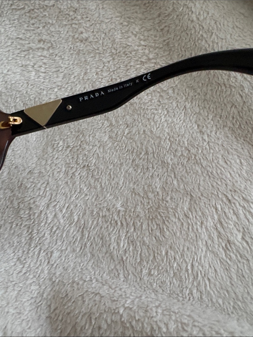 Prada sunglasses - Picture 7 of 9
